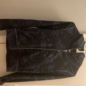 Lululemon zip up hoodie